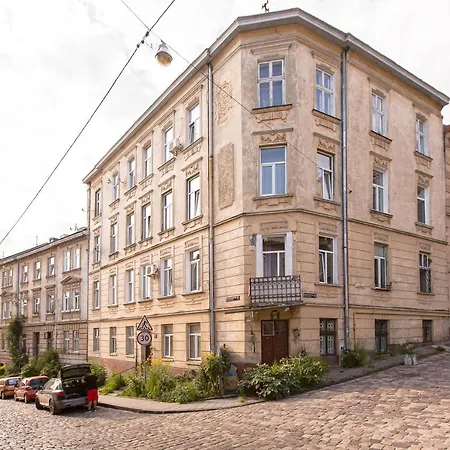 подобово вулиця сходова 3 бічна ужгородської біля високого замку Apartment Lviv